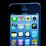 Apple reveals the iPhone 5. Check the features!